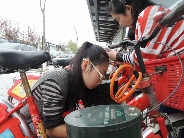 我给公共自行车洗把脸1