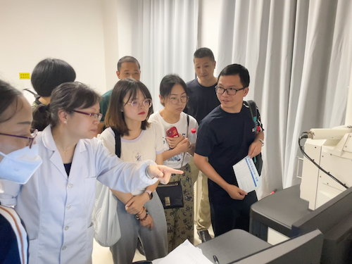 老师参观介绍-吴梓楠