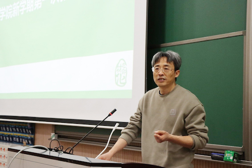 李志芳副院长布置教学工作